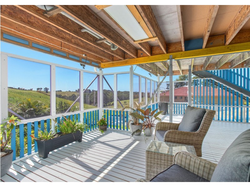 8 Eastern Valley Way, Tallwoods Village NSW 2430