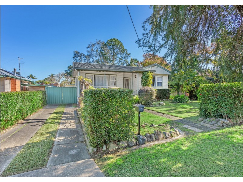 6 Bruntnell Street, Taree NSW 2430