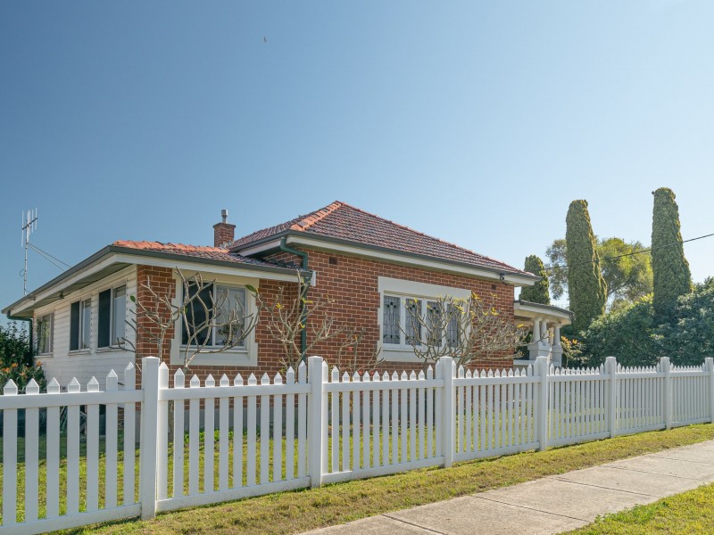 22 Commerce Street, Taree NSW 2430
