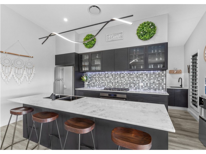 30 Eastern Valley Way, Tallwoods Village NSW 2430