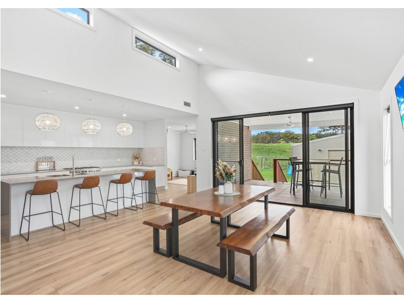 25 Bangalow Road, Coopernook NSW 2426