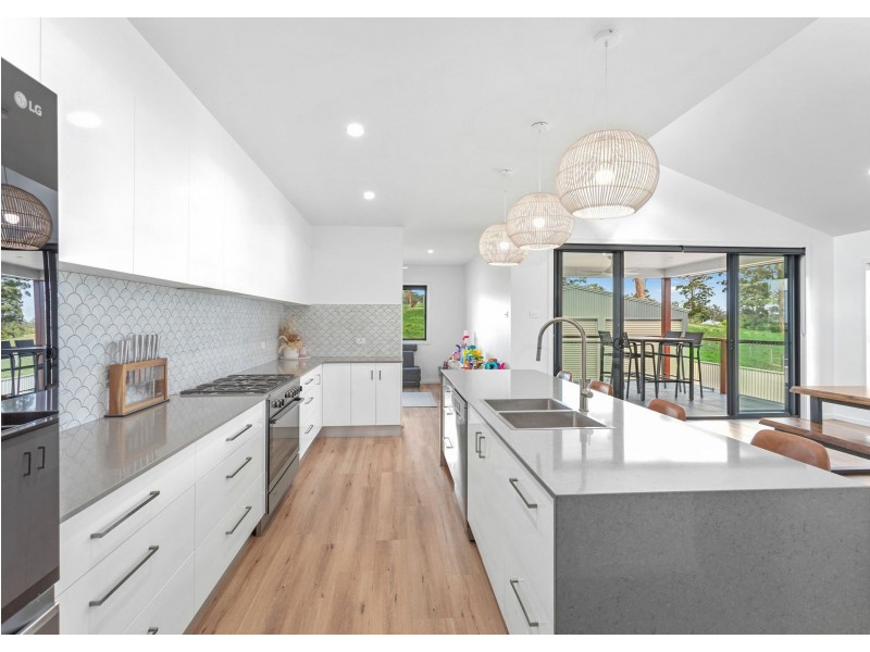 25 Bangalow Road, Coopernook NSW 2426