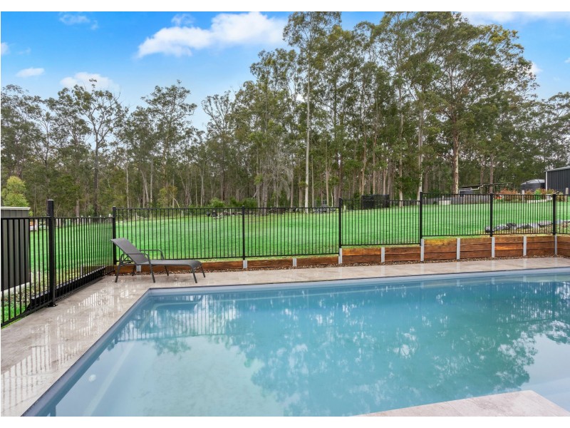 12 Brumby Close, Hallidays Point NSW 2430