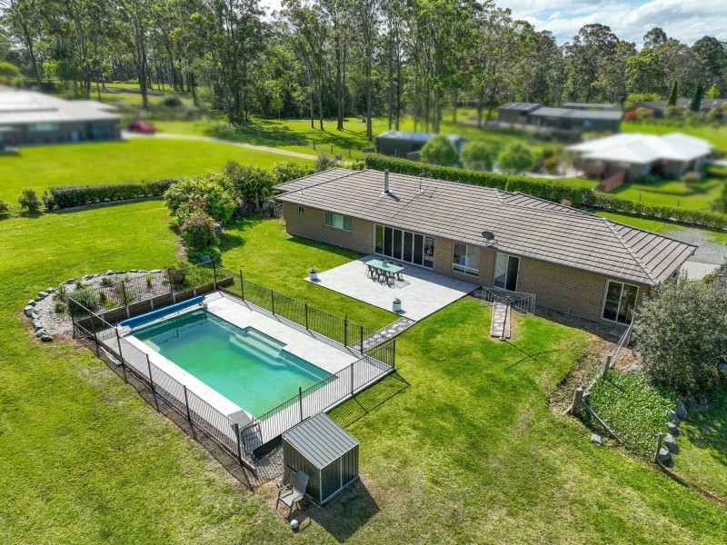 12 Brumby Close, Hallidays Point NSW 2430