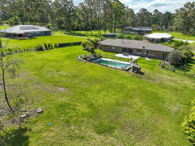 12 Brumby Close, Hallidays Point NSW 2430