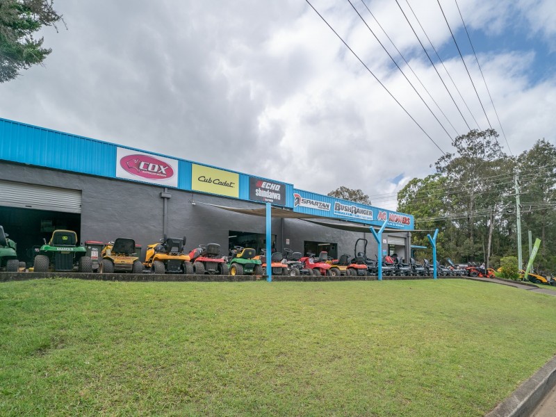 Bays 1, 3 and 4/77 Muldoon Street, Taree NSW 2430