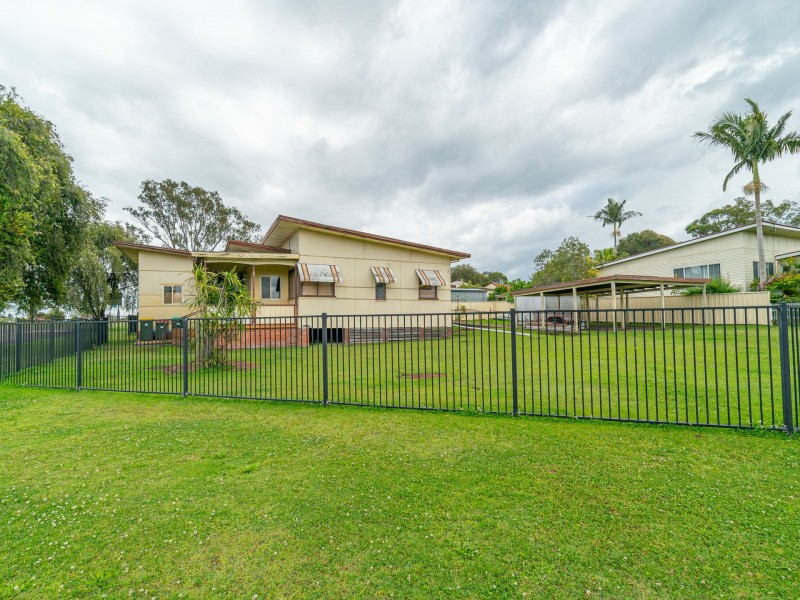 70 Oxley Street, Taree NSW 2430