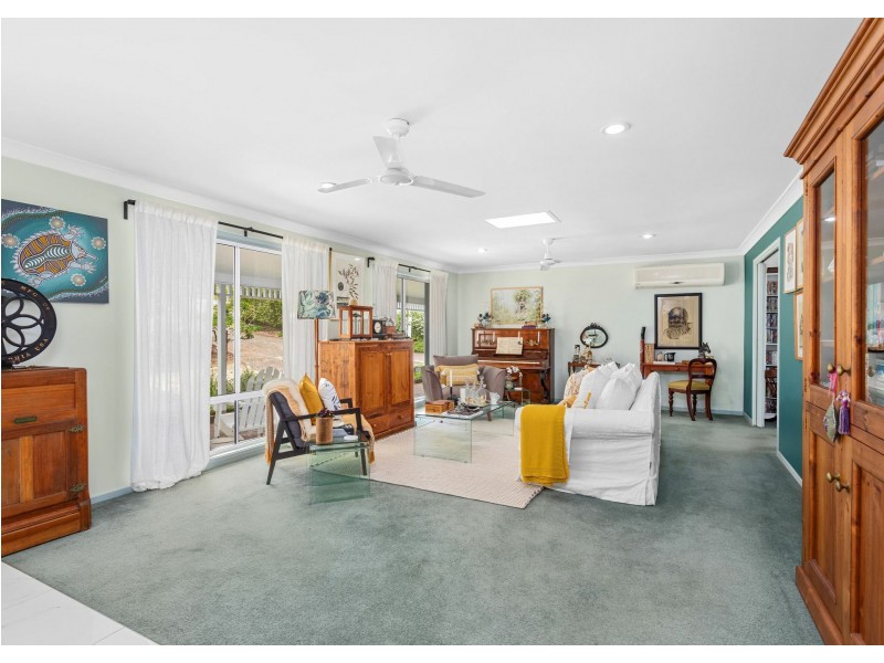 22 Kiwarrak Drive, Rainbow Flat NSW 2430