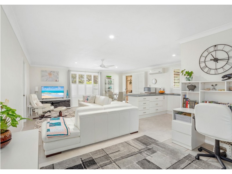 2/28 Campbell Street, Wingham NSW 2429