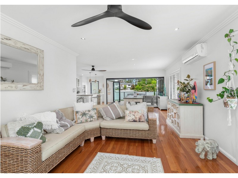4 Coastal View Drive, Tallwoods Village NSW 2430