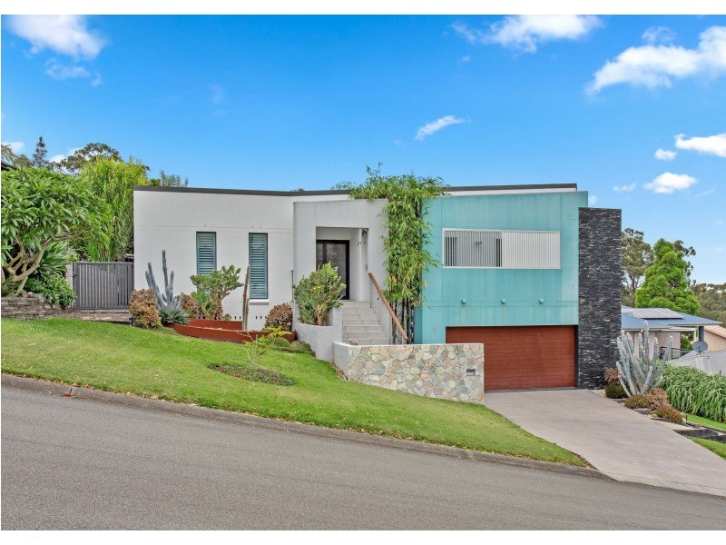 4 Coastal View Drive, Tallwoods Village NSW 2430
