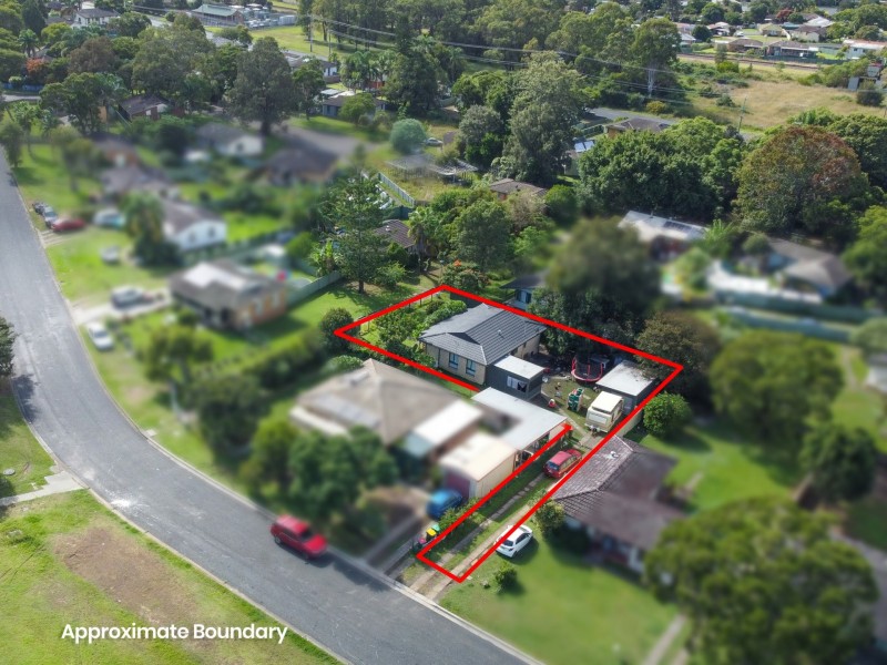 19 Valerie Street, Taree NSW 2430