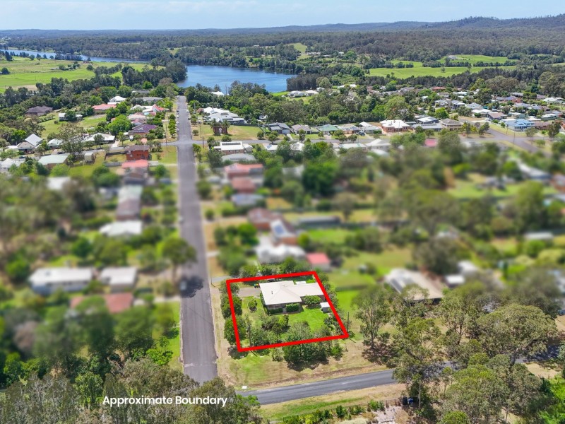32 Winter Street, Tinonee NSW 2430