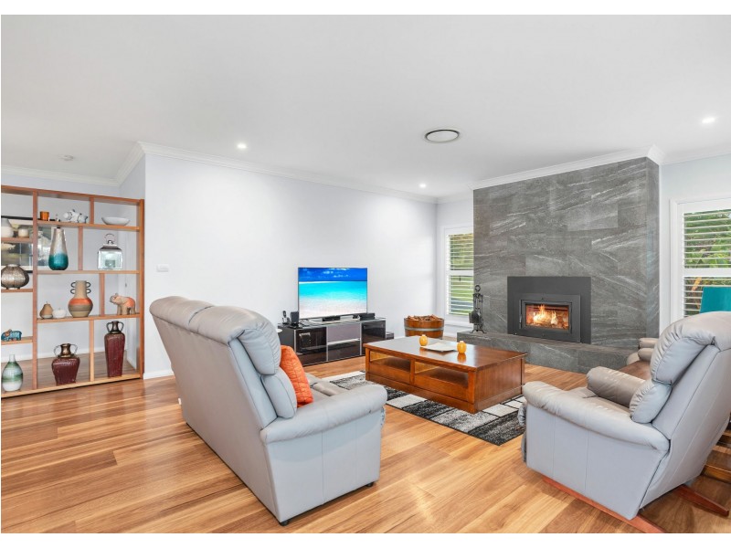 25 Headland Drive, Hallidays Point NSW 2430