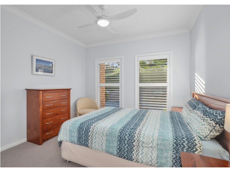 25 Headland Drive, Hallidays Point NSW 2430