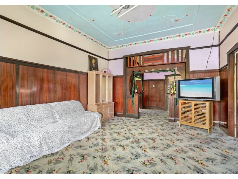 22 Nicoll Street, Taree NSW 2430