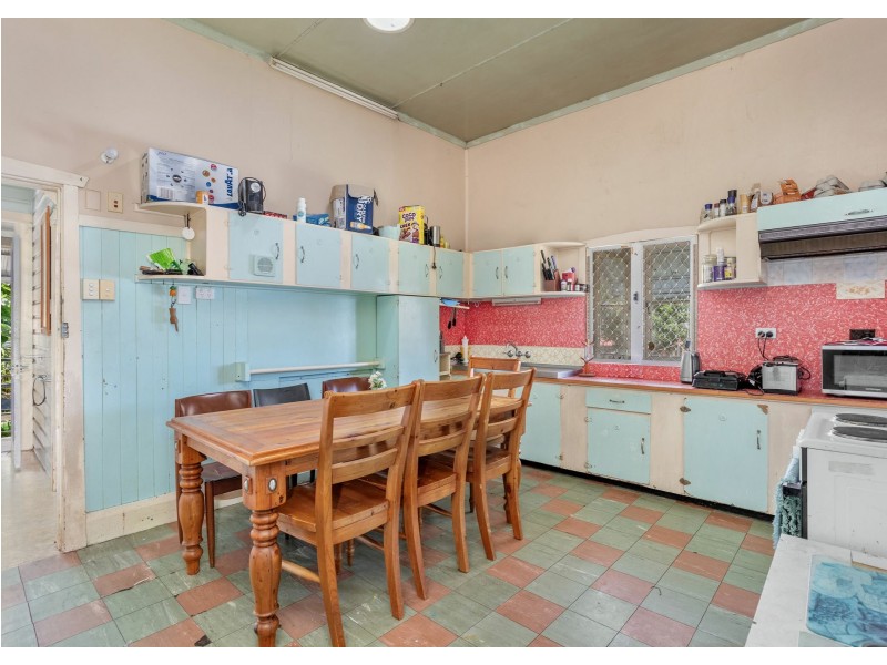 22 Nicoll Street, Taree NSW 2430