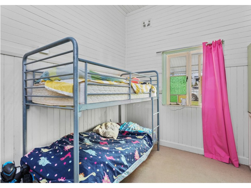 22 Nicoll Street, Taree NSW 2430