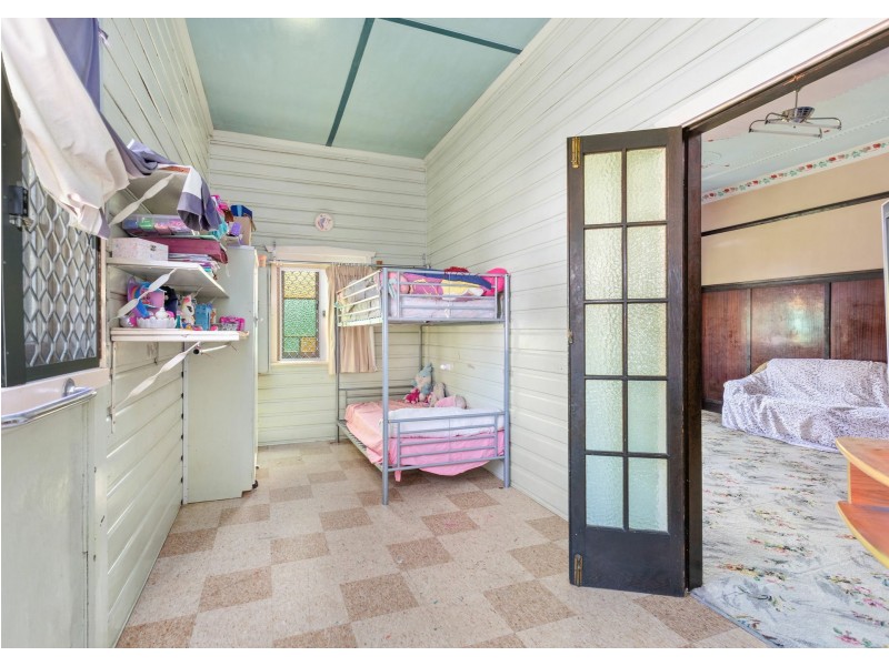 22 Nicoll Street, Taree NSW 2430