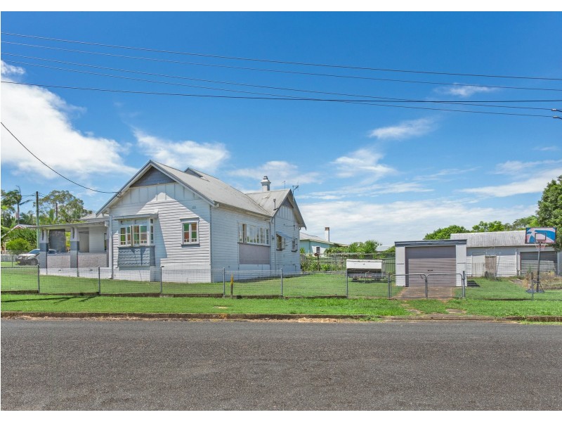22 Nicoll Street, Taree NSW 2430
