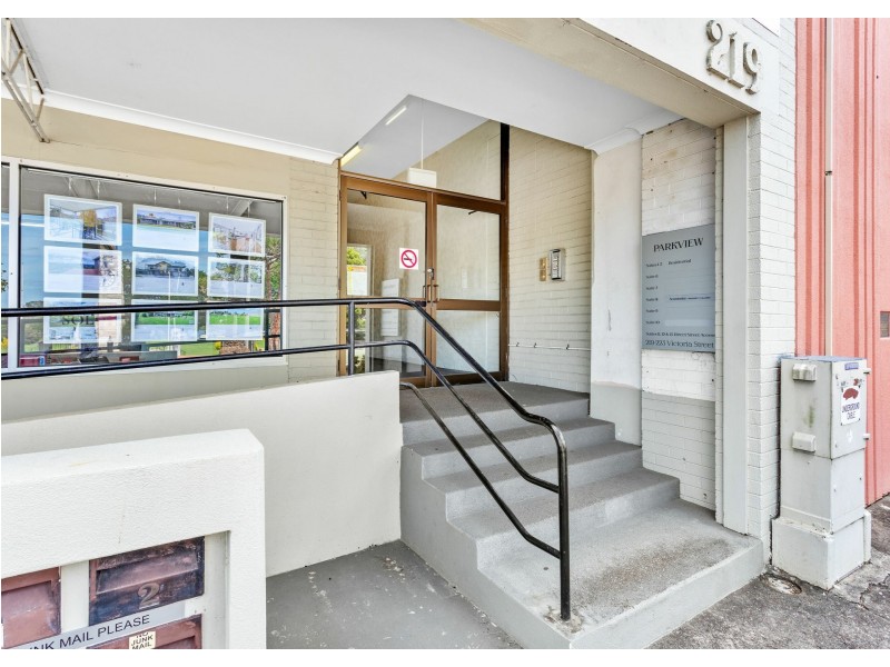 Unit 2/221 Victoria Street, Taree NSW 2430