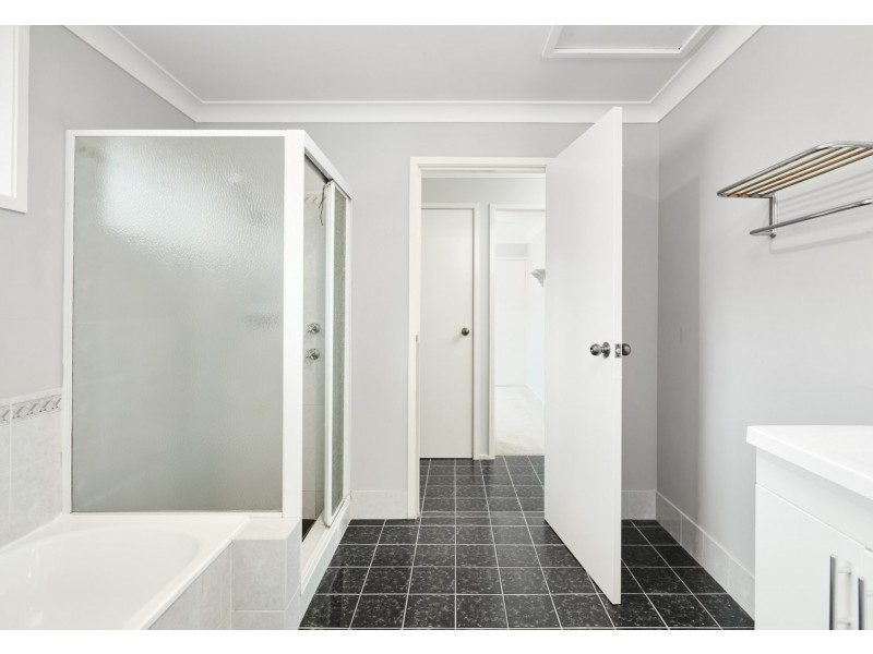 36 Talawong Drive, Taree NSW 2430