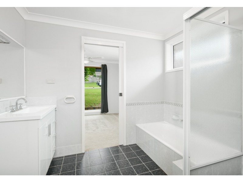 36 Talawong Drive, Taree NSW 2430