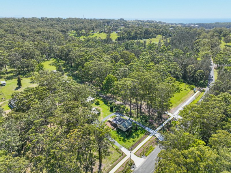 411 Blackhead Road, Hallidays Point NSW 2430