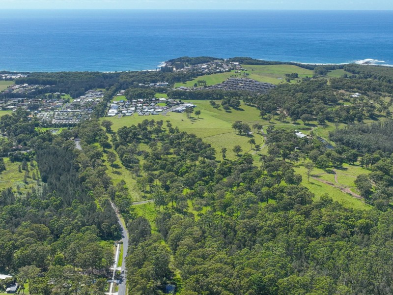 411 Blackhead Road, Hallidays Point NSW 2430