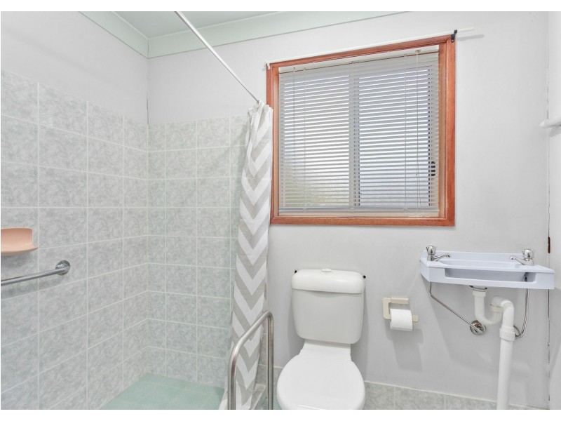 1 Quoll Place, Old Bar NSW 2430