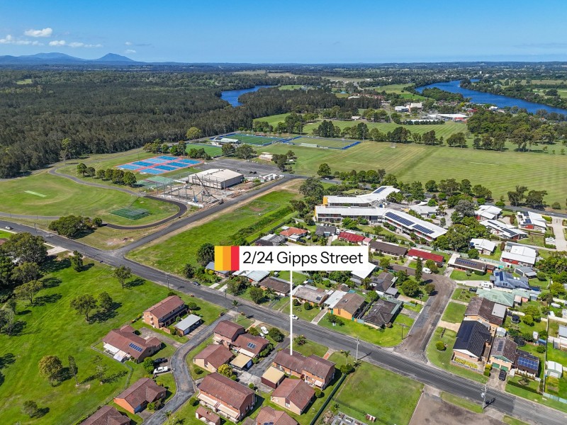 2/24 Gipps Street, Taree NSW 2430