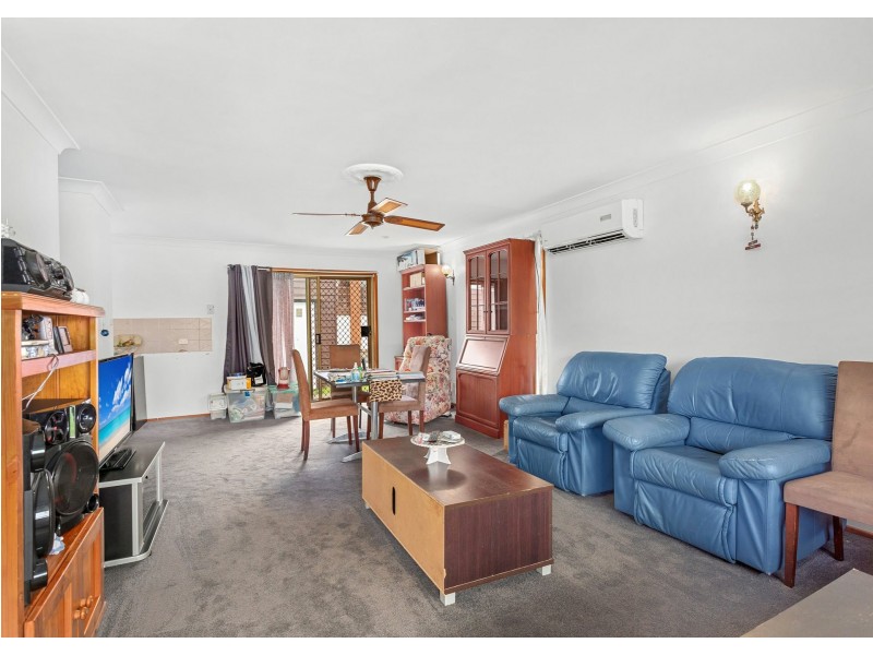 2/24 Gipps Street, Taree NSW 2430
