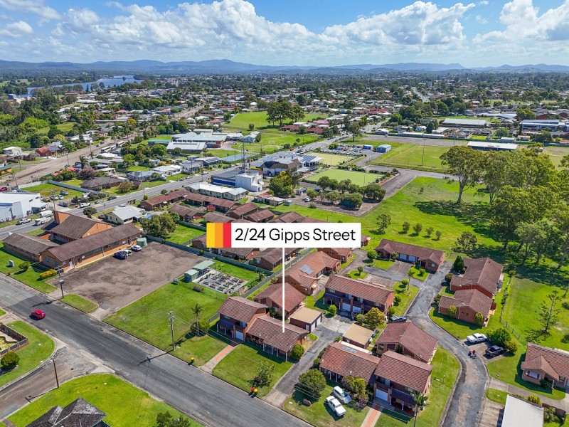2/24 Gipps Street, Taree NSW 2430