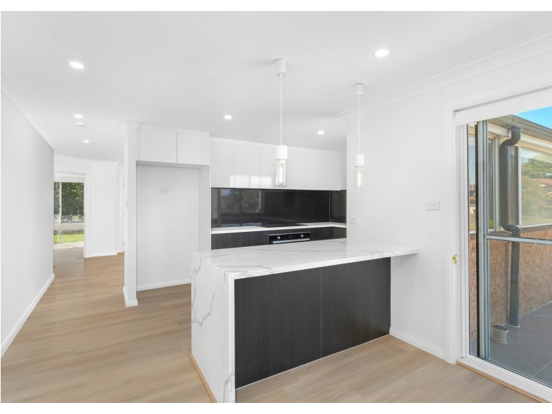 1 Ochiltree Place, Taree NSW 2430