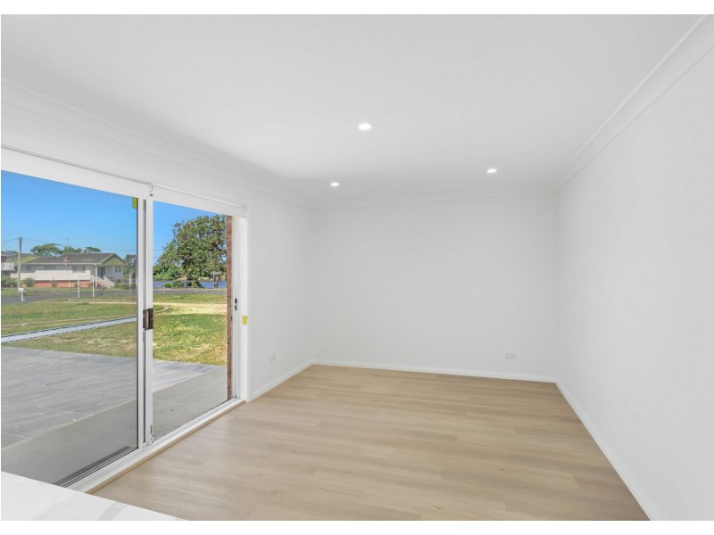 1 Ochiltree Place, Taree NSW 2430