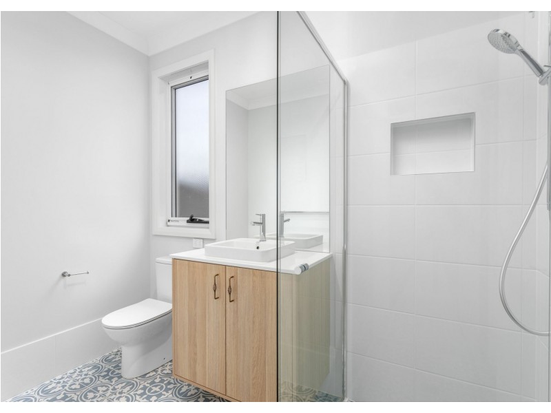 8 Lace Court, Diamond Beach NSW 2430