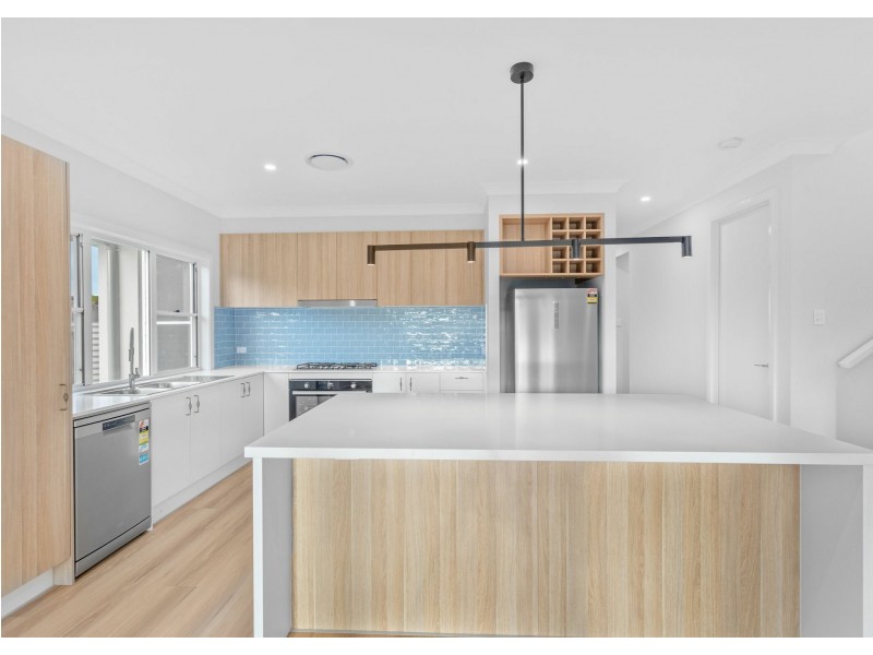 8 Lace Court, Diamond Beach NSW 2430