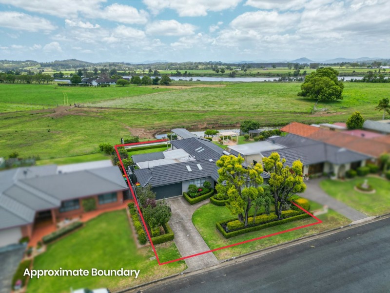 19 Petken Drive, Taree NSW 2430