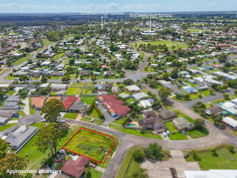 2 Sundara Close, Taree NSW 2430