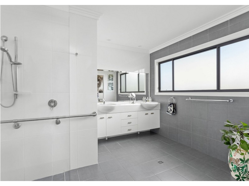 36 Hilltop Parkway, Tallwoods Village NSW 2430