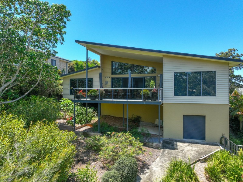 36 Hilltop Parkway, Tallwoods Village NSW 2430