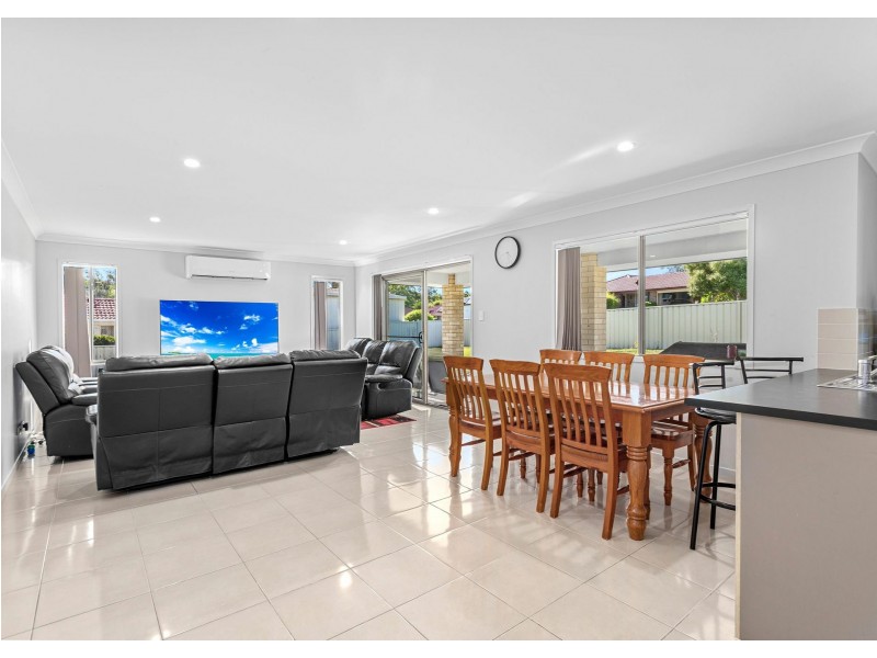 1 Pyrus Drive, Taree NSW 2430