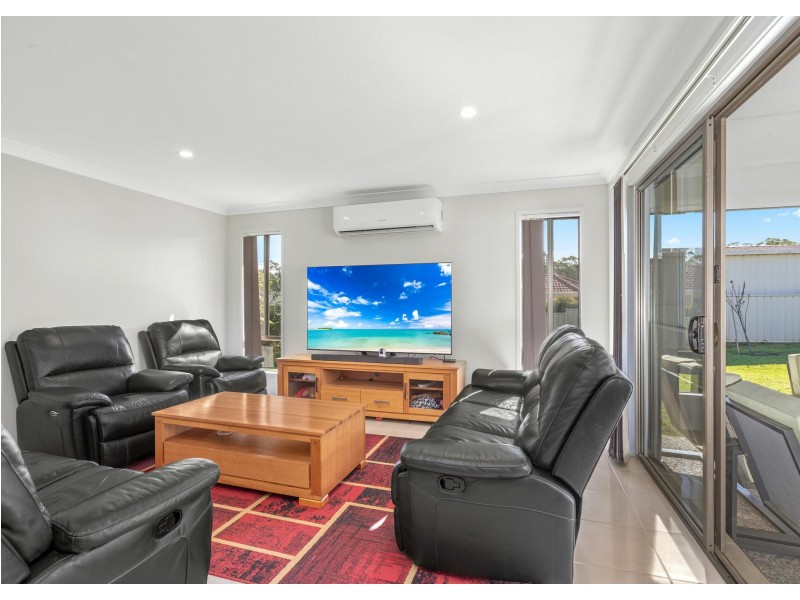 1 Pyrus Drive, Taree NSW 2430