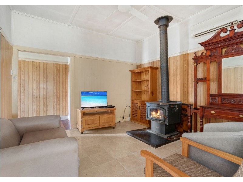 22 Golf Avenue, Taree NSW 2430