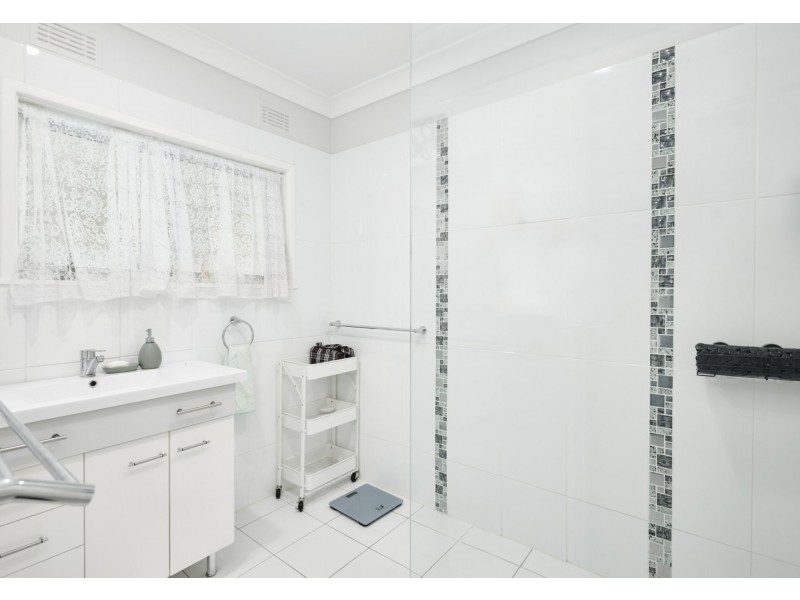 13 Whitby Close, Taree NSW 2430