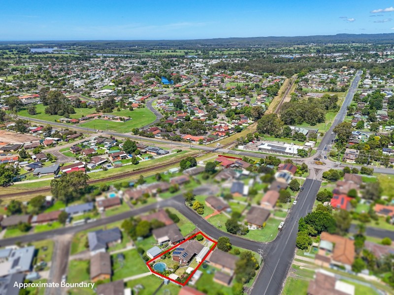 4 Orana Crescent, Taree NSW 2430