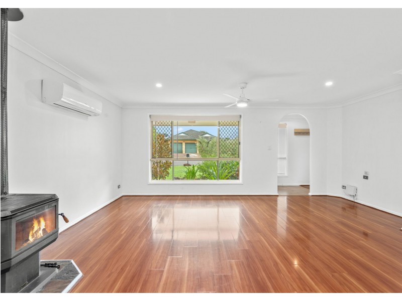 10 Robusta Parade, Taree NSW 2430