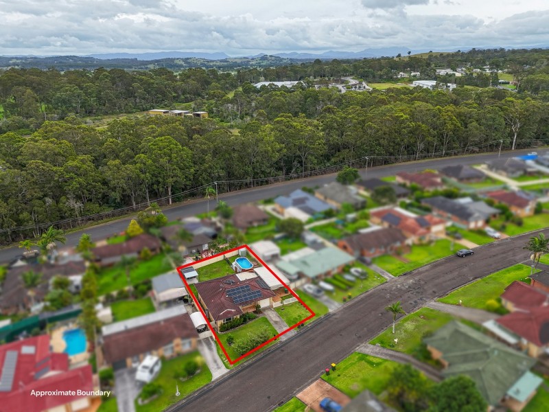 10 Robusta Parade, Taree NSW 2430