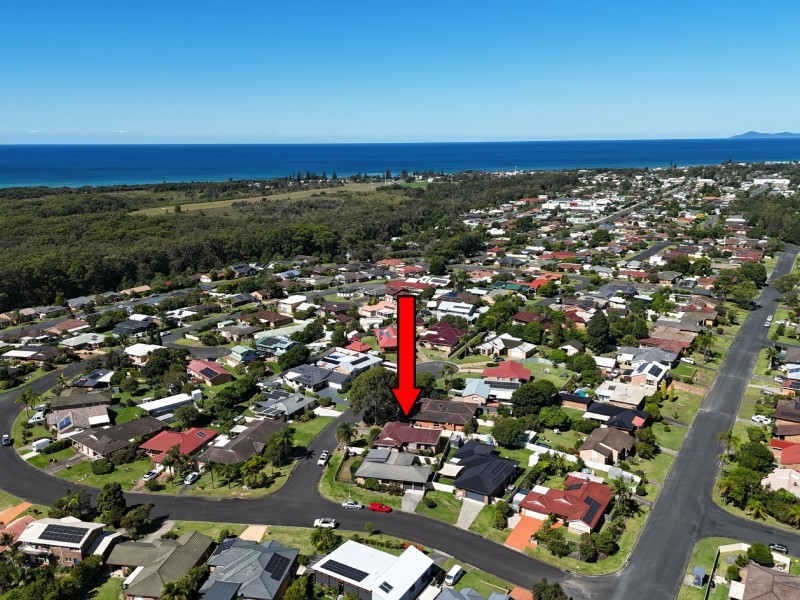 2/1 Silkyash Close, Old Bar NSW 2430