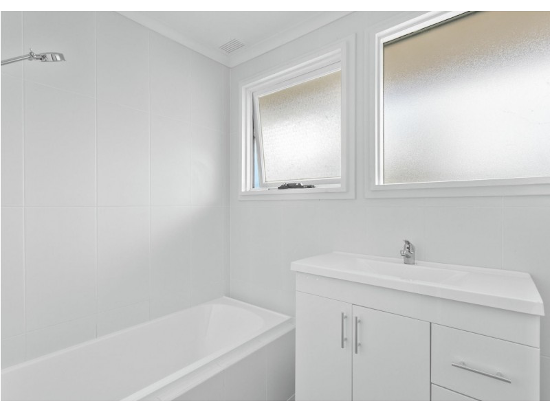 16 Valerie Street, Taree NSW 2430